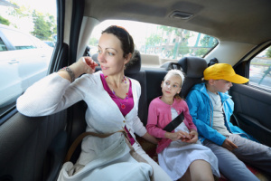 auto-bambini-famiglia