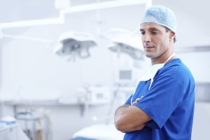 medico-sala-operatoria