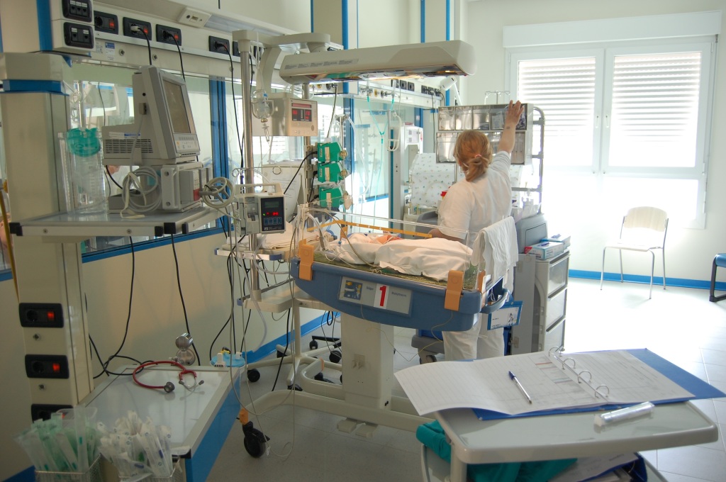 terapia-intensiva-neonatale-cona