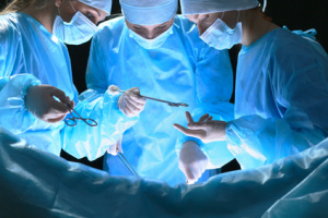medici-chirurghi-sala-operatoria-4