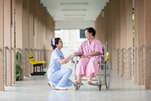 infermiera-ospedale-corsia