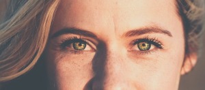 donna-occhi-verdi