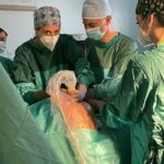 Operati in utero alla 26esima settimana di gestazione due gemellini affetti da una grave patologia